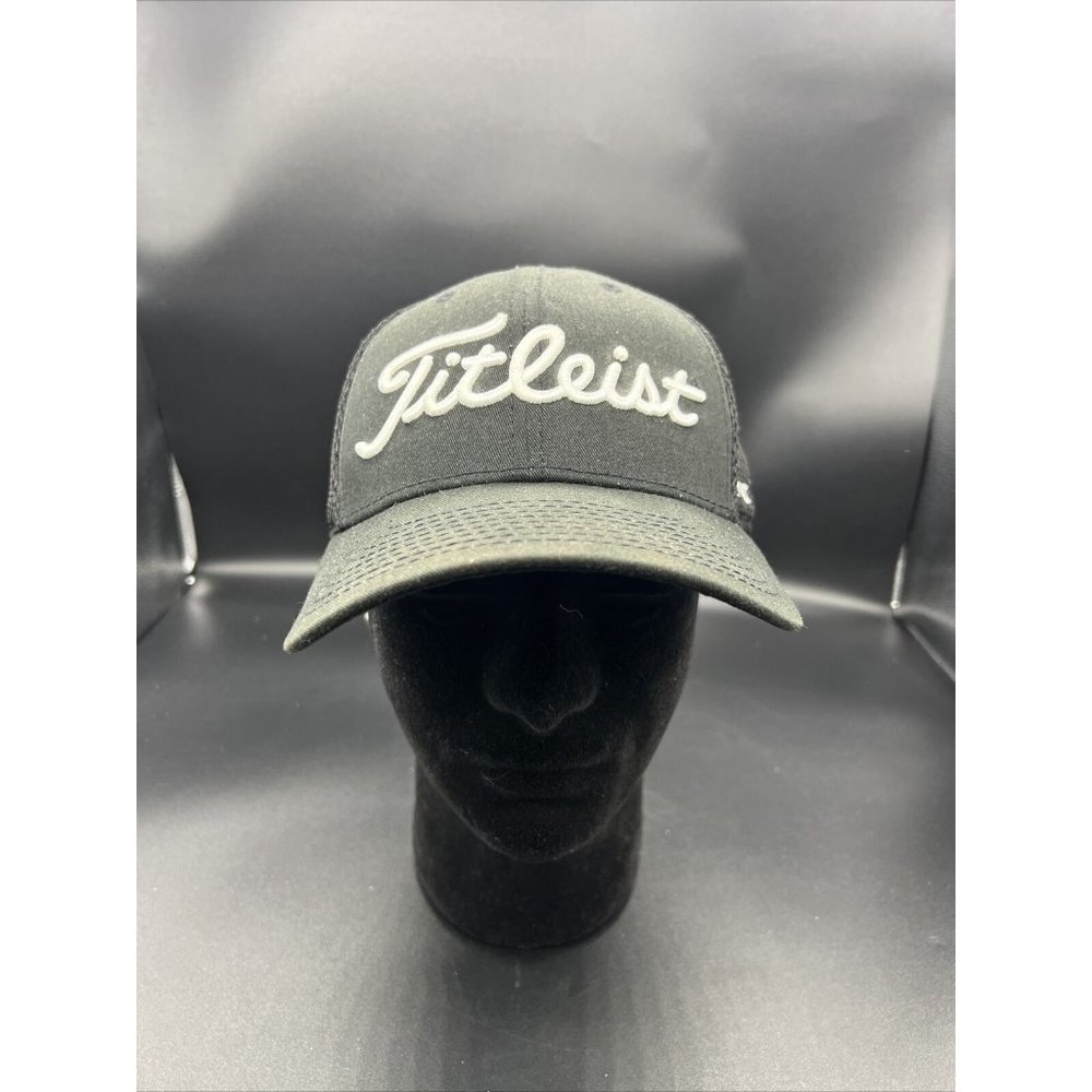 Titleist FJ Footjoy ProV1 Golf Tour Cap Black Fitted Hat Size Small/Medium Mesh